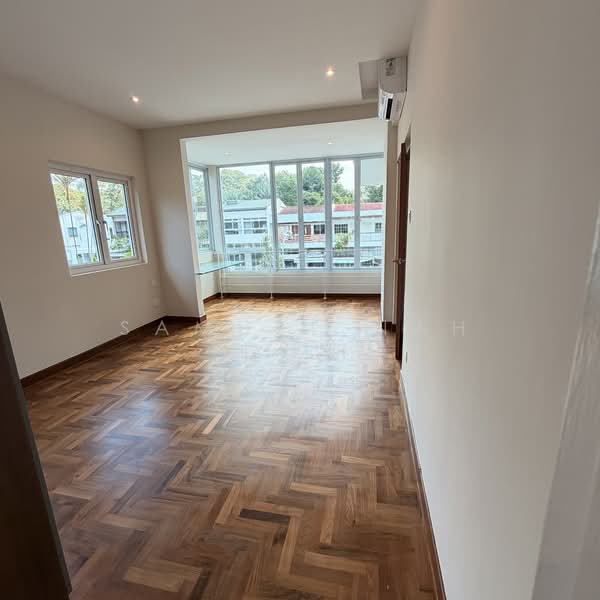 Adelphi Park Estate, Gardenia Road, 6 Bedrooms, 6,000 sqft, Detached House For Rent, by Samuel Nah 蓝德明, 500024629 - Bedroom 3 - PropertyGuru.com.sg