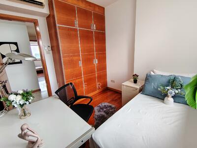 For Rent - Le Crescendo