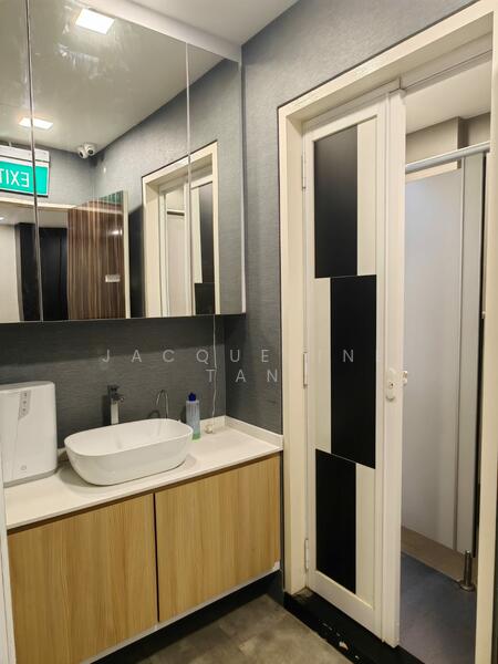 CT Hub 2, 114 Lavender Street, 969 sqft, Office For Rent, by Jacqueline Tan, 500024792 - Bathroom - CommercialGuru.com.sg