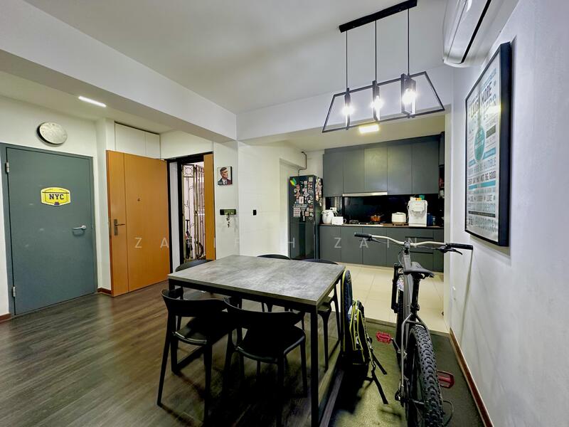 Dining Room & Open Concept Kitchen 