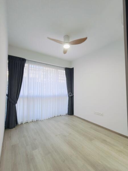 Sky Eden @ Bedok, 1 Bedok Central, 3 Bedrooms, 893 sqft, Condominium For Rent, by Lee Soo Kim, 500024857 - Master bedroom with ceiling fan - PropertyGuru.com.sg