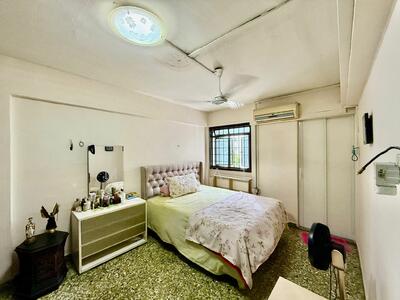 For Sale - 303 Jurong East Street 32