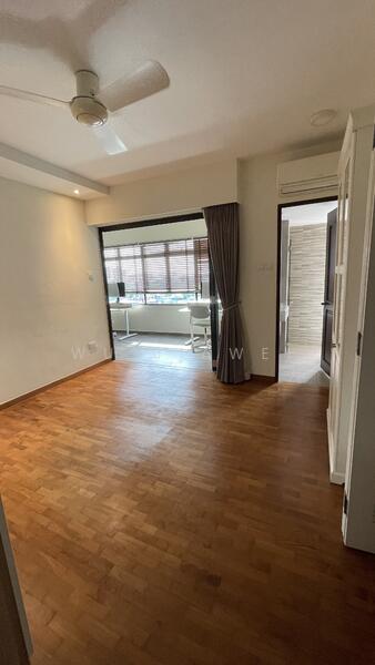 Junior Master Bedroom With Study