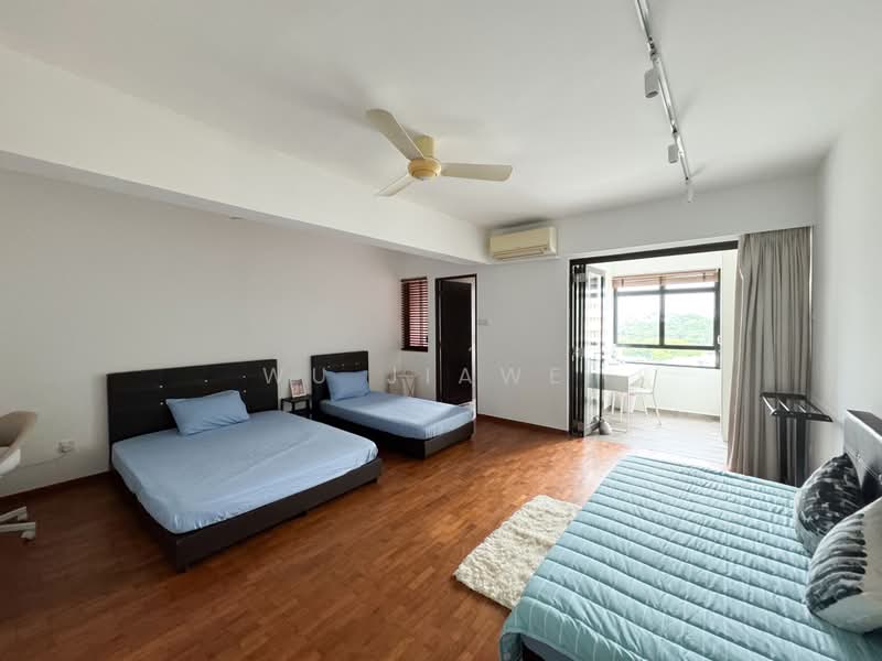 Pandan Valley, 4 Pandan Valley, 4 Bedrooms, 2,142 sqft, Condominium For Sale, by Wu JiaWei, 500024992 - Master Bedroom - PropertyGuru.com.sg