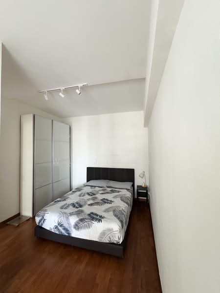 Pandan Valley, 4 Pandan Valley, 4 Bedrooms, 2,142 sqft, Condominium For Sale, by Wu JiaWei, 500024992 - Studio Bedroom - PropertyGuru.com.sg