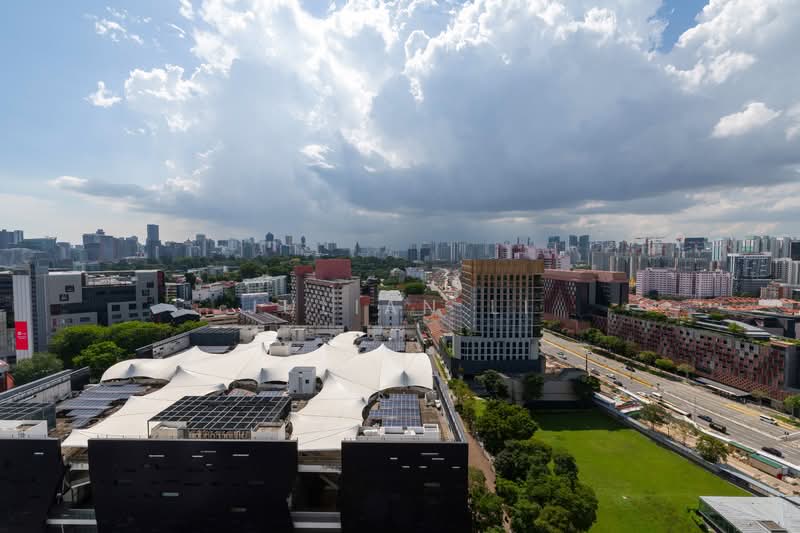 Burlington Square, 175 Bencoolen Street, 4 Bedrooms, 3,036 sqft, Apartment For Sale, by Julian Li, 500025001 - Exterior - PropertyGuru.com.sg