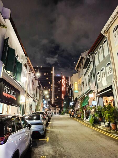 Dining Places Nearby