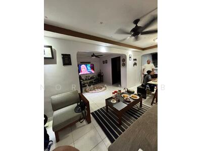 For Sale - 210 Jurong East Street 21