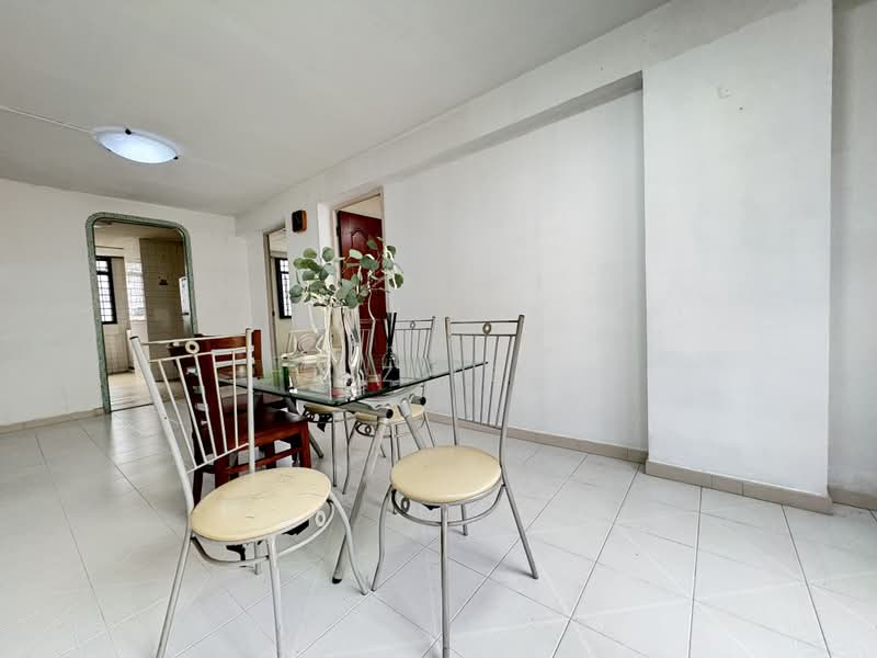 108 Serangoon North Avenue 1, 108 Serangoon North Avenue 1, 2 Bedrooms, 743 sqft, HDB Flat For Sale, by Liz Lee, 500025110 - Dining Room - PropertyGuru.com.sg