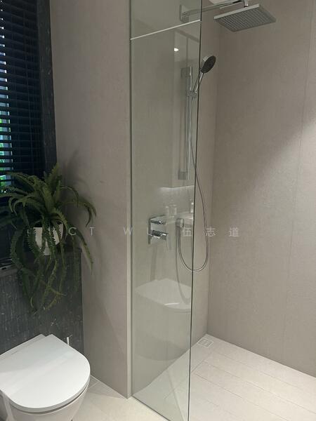 Nava Grove Condominium For Sale at S$ 3,731,000 | PropertyGuru Singapore - Bathroom