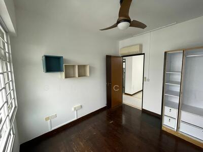 For Rent - 286B Compassvale Crescent