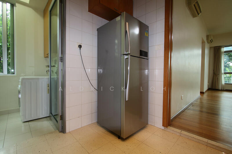 The Armadale Condominium For Sale at S$ 1,900,000 | PropertyGuru Singapore - Yard and part of Kitchen