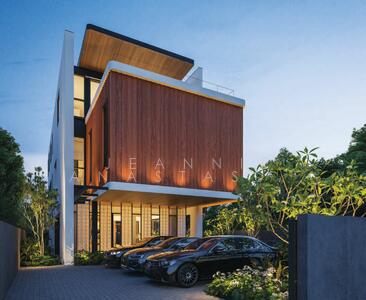 For Sale - D10 Brand New 2.5 Storey Detached @ Mount Sinai Road Grove Lane Holland Grove Drive