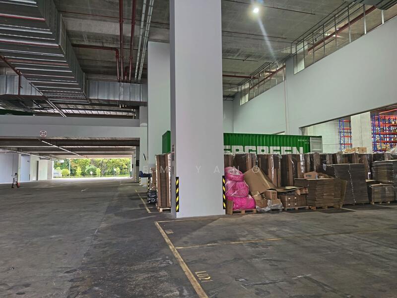 Joo koon logistics hub, , 34,253 sqft, Warehouse For Rent, by Jem Yang, 500025397 - Car Park - CommercialGuru.com.sg
