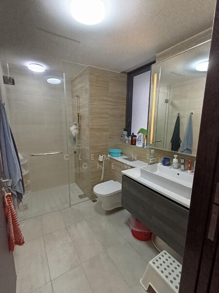 Sims Urban Oasis Condominium For Sale at S$ 1,800,000 | PropertyGuru Singapore - Bathroom