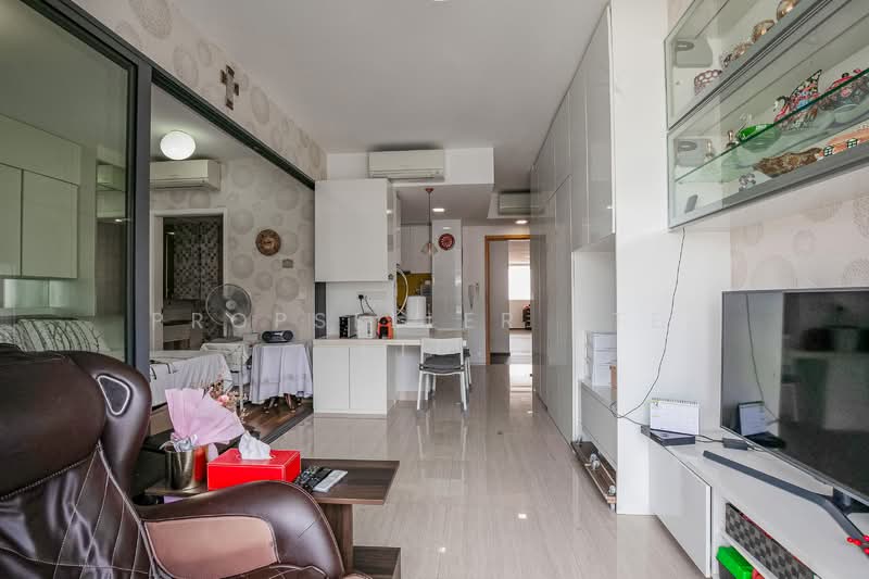 My Manhattan Condominium For Sale at S$ 860,000 | PropertyGuru Singapore