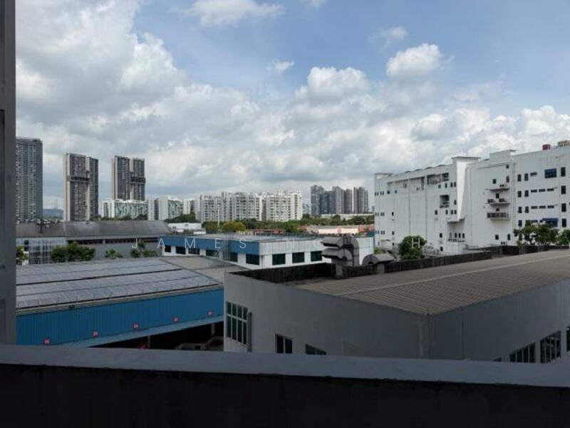 230 Pandan Loop, Pandan Loop, 8,200 sqft, Factory / Workshop (B2) For Rent, by James Ng H H, 500025515 - Exterior - CommercialGuru.com.sg
