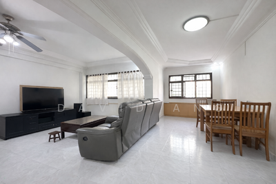 For Sale - 733 Tampines Street 71