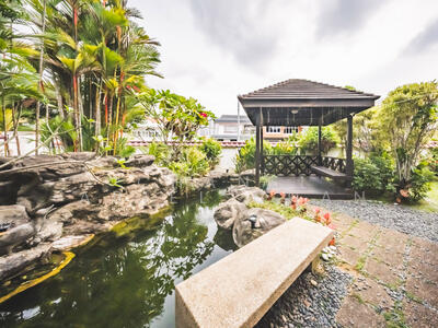 For Sale - King's Road Detached House, Hilltop, Cul de sac, Potential for subdivison