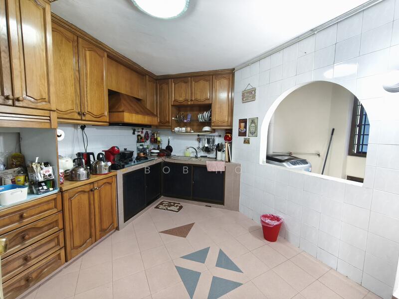 173 Gangsa Road HDB Flat For Sale at S$ 660,000 | PropertyGuru Singapore - Kitchen