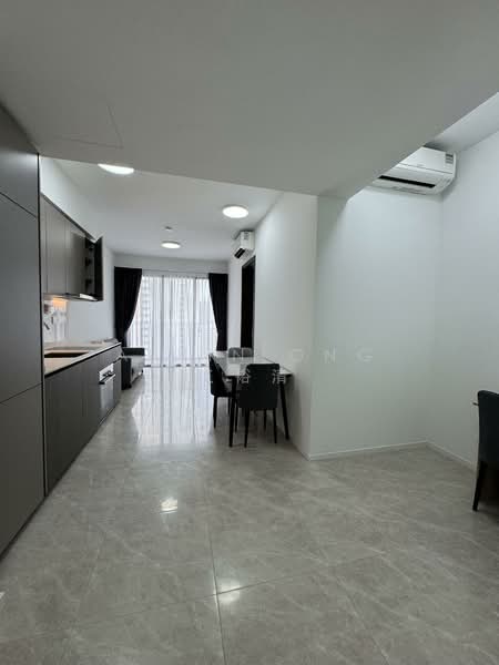 Piccadilly Grand Condominium For Sale at S$ 1,280,000 | PropertyGuru Singapore - Kitchen