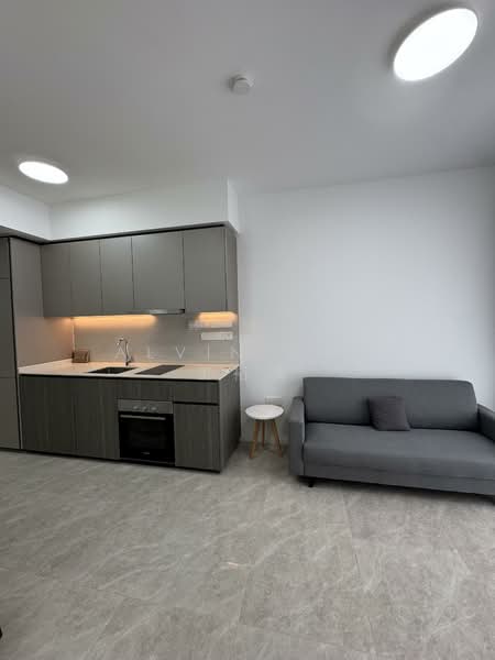 Piccadilly Grand Condominium For Sale at S$ 1,280,000 | PropertyGuru Singapore - Kitchen