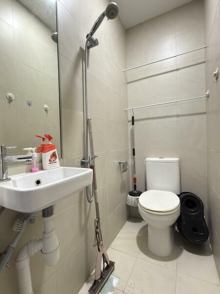 Wandervale, 355 Choa Chu Kang Avenue 3, 4 Bedrooms, 1,249 sqft, Executive Condominium For Rent, by Rick Kwok, 500025795 - Bathroom - PropertyGuru.com.sg