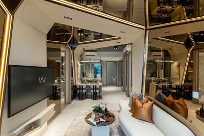 For Sale - Cheap 3 bed with city view 1km to 4 primary schools