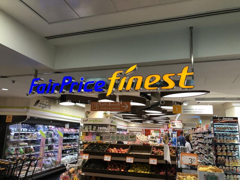 Supermarket in Valley Point 