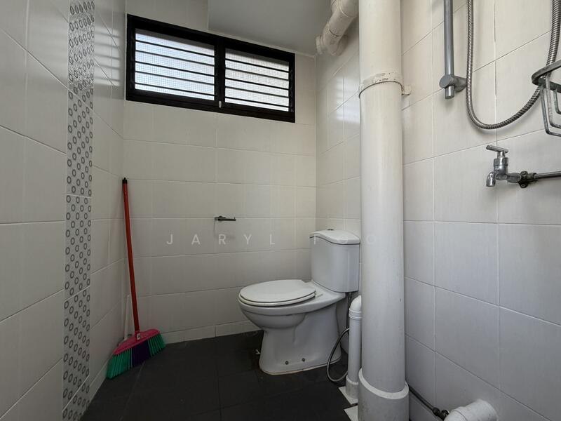 For Sale - 331 Ang Mo Kio Avenue 1