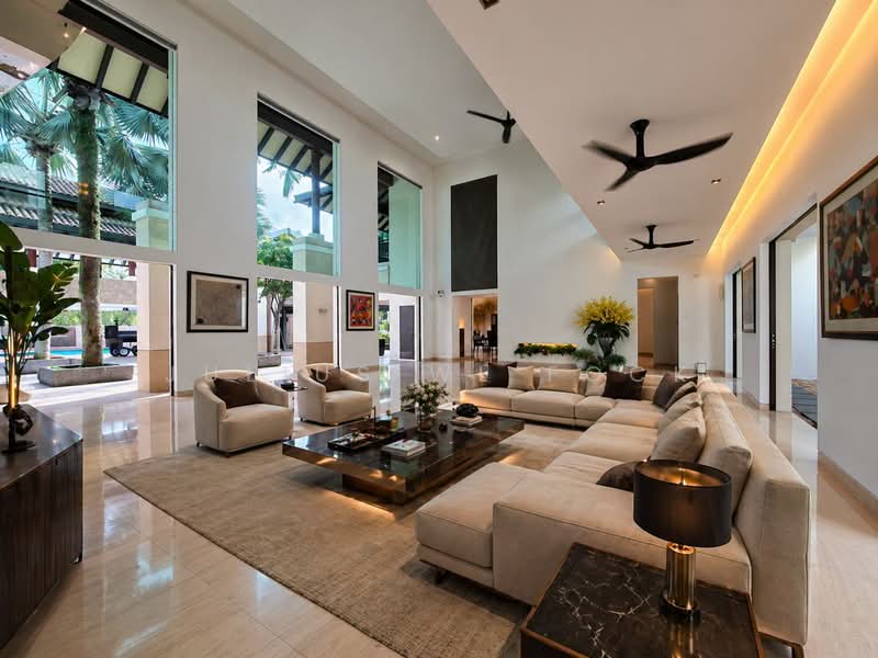Good Class Bungalow Brizay Park, Brizay Park good class bungalow gcb, 9 Bedrooms, 12,000 sqft, Good Class Bungalow For Rent, by Julius WL Fock, 500025943 - Living Room - PropertyGuru.com.sg