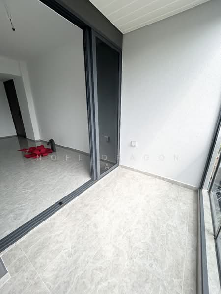 Bartley Vue, 8 Jalan Bunga Rampai, 2 Bedrooms, 732 sqft, Condominium For Sale, by Noel DRAGON Tan, 500025957 - Balcony - PropertyGuru.com.sg