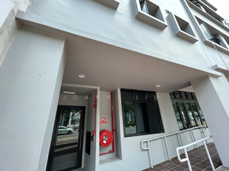 Corner shop at 59 New Bridge Road, New Bridge Road, 1,125 sqft, Shop / Shophouse For Rent, by Joanne Lim, 500026001 - Exterior - CommercialGuru.com.sg