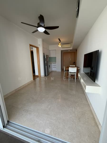 Eight Riversuites, 2 Whampoa East, 2 Bedrooms, 700 sqft, Condominium For Sale, by Wilson Chen, 500026010 - Living Room - PropertyGuru.com.sg
