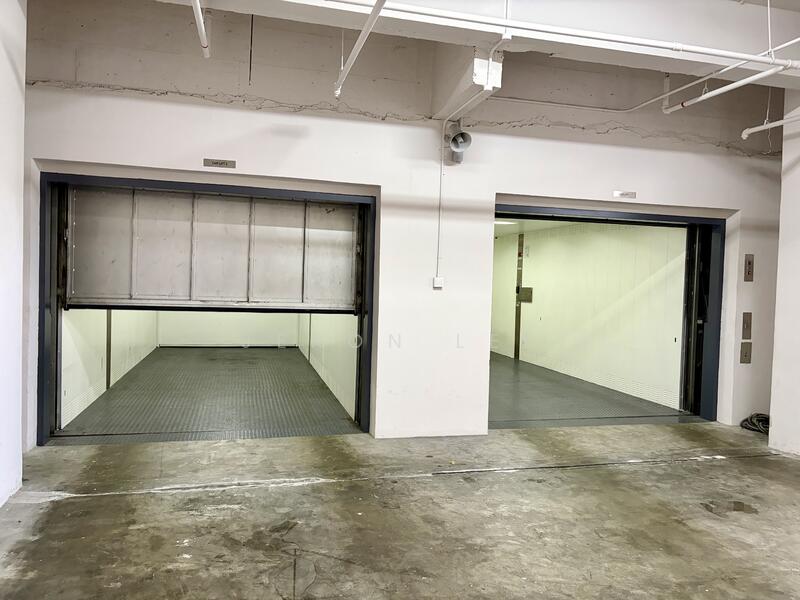 1094 Lower Delta Road, Lower Delta Road, 30,429 sqft, Light Industrial (B1) For Rent, by Jeron Lee, 500026051 - Car Park - CommercialGuru.com.sg