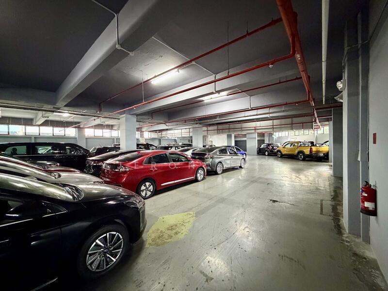 1094 Lower Delta Road, Lower Delta Road, 30,429 sqft, Light Industrial (B1) For Rent, by Jeron Lee, 500026051 - Car Park - CommercialGuru.com.sg