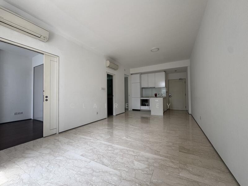 The Montana Condominium For Sale at S$ 1,500,000 | PropertyGuru Singapore - Living Room