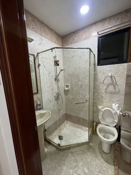 Harbourlights, 68 Telok Blangah Road, 2 Bedrooms, 915 sqft, Apartment For Rent, by Ken Goh, 500026110 - Common Bathroom - PropertyGuru.com.sg