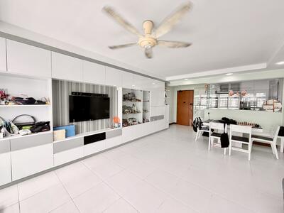 For Sale - 213A Punggol Walk