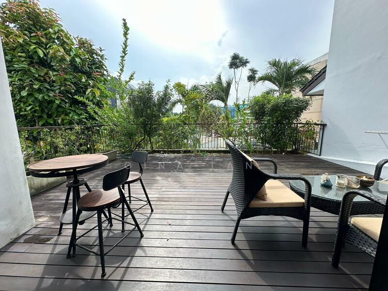 Level 2 Open Terrace 