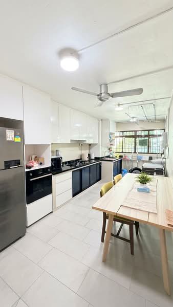 460 Jurong West Street 41, 460 Jurong West Street 41, Room Rental, 150 sqft, HDB Flat For Rent, by Wendy Chua, 500026188 - Kitchen - PropertyGuru.com.sg