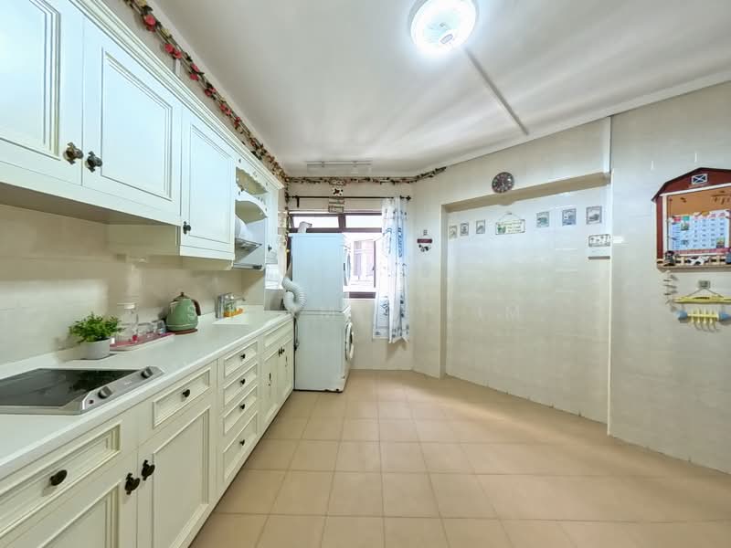 190B Rivervale Drive, 190B Rivervale Drive, 3 Bedrooms, 1,238 sqft, HDB Flat For Sale, by Shermin Lim, 500026221 - Kitchen - PropertyGuru.com.sg