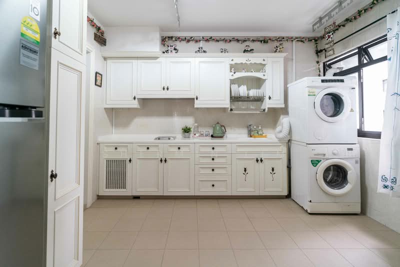 190B Rivervale Drive, 190B Rivervale Drive, 3 Bedrooms, 1,238 sqft, HDB Flat For Sale, by Shermin Lim, 500026221 - Kitchen - PropertyGuru.com.sg