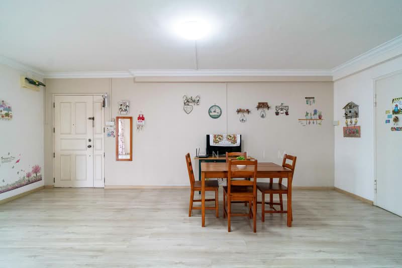 190B Rivervale Drive, 190B Rivervale Drive, 3 Bedrooms, 1,238 sqft, HDB Flat For Sale, by Shermin Lim, 500026221 - Spacious Dining Room - PropertyGuru.com.sg