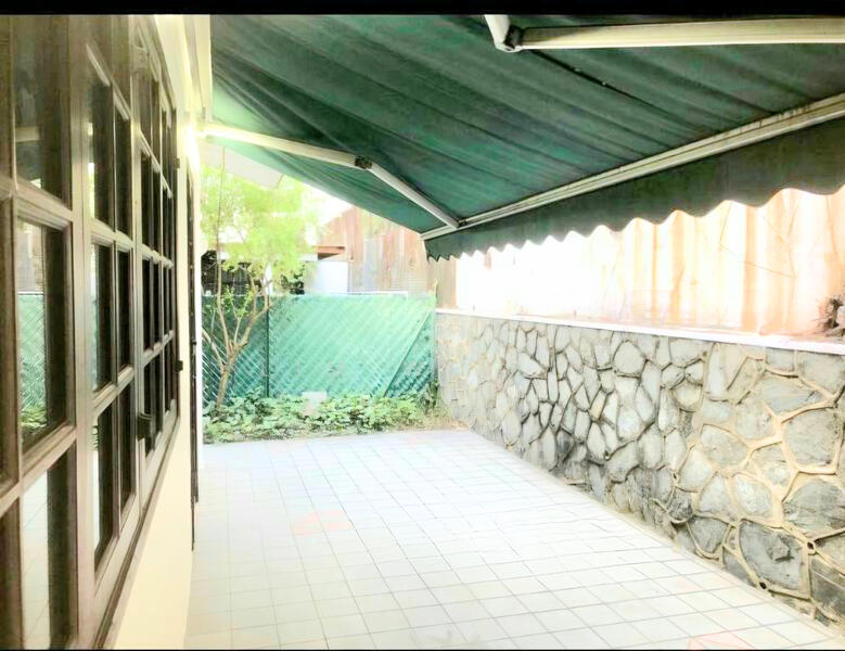 For Rent - Corner Terrace in Orchard Road