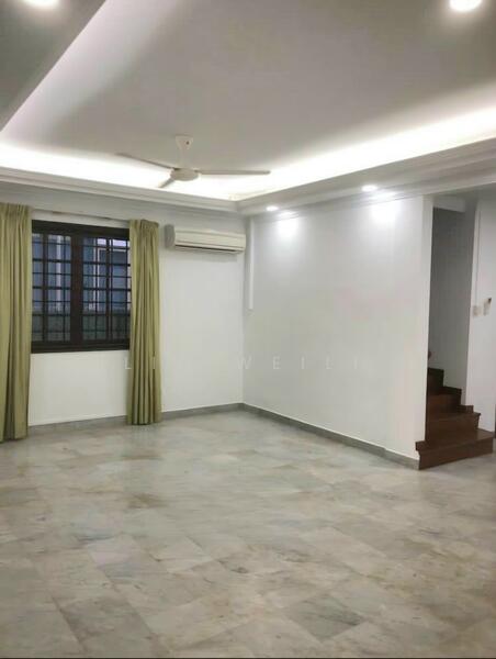 For Rent - Corner Terrace in Orchard Road