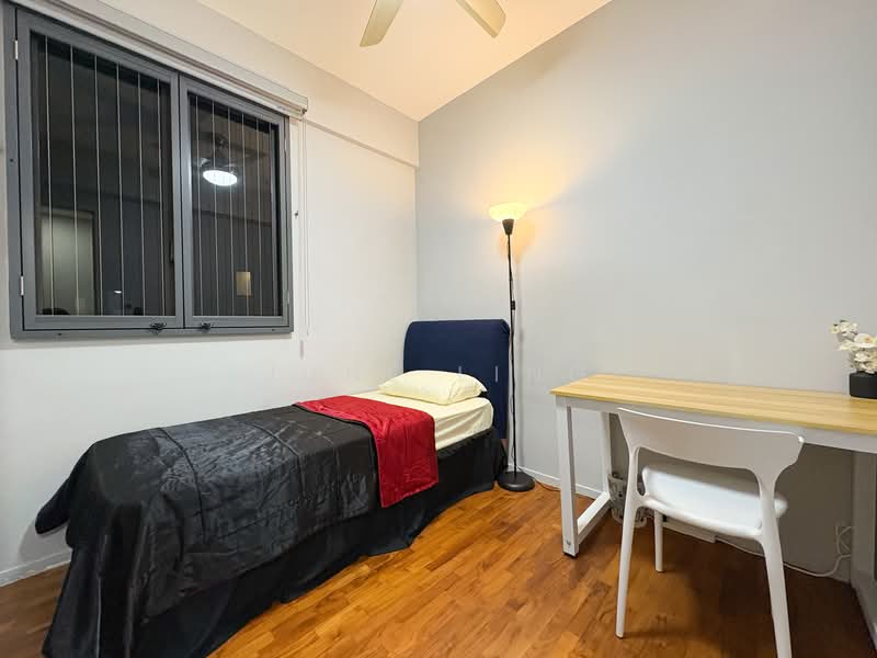 The Amore, 55 Edgedale Plains, 3 Bedrooms, 990 sqft, Executive Condominium For Rent, by June Ling, 500026470 - Bedroom - PropertyGuru.com.sg