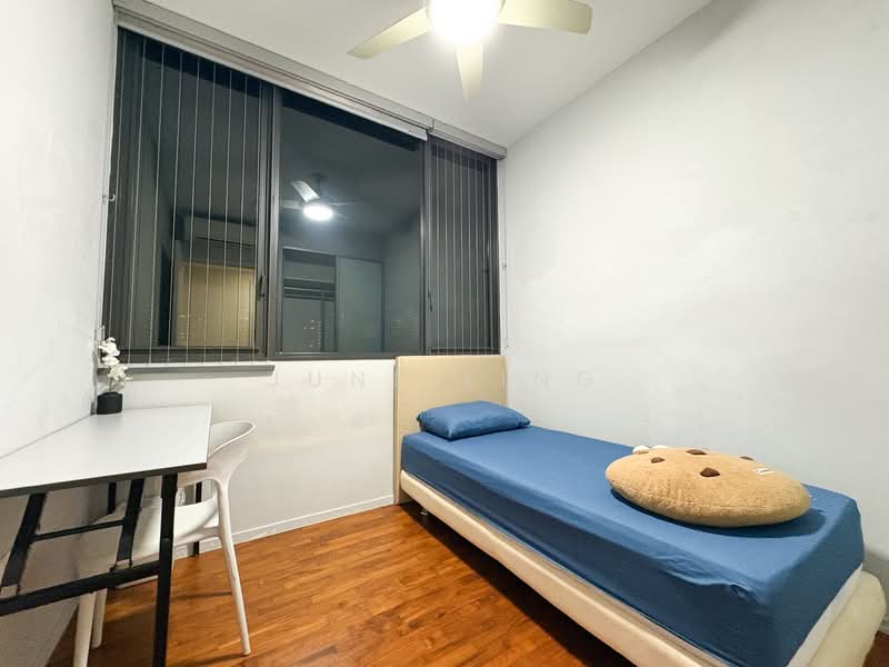 The Amore, 55 Edgedale Plains, 3 Bedrooms, 990 sqft, Executive Condominium For Rent, by June Ling, 500026470 - Bedroom - PropertyGuru.com.sg