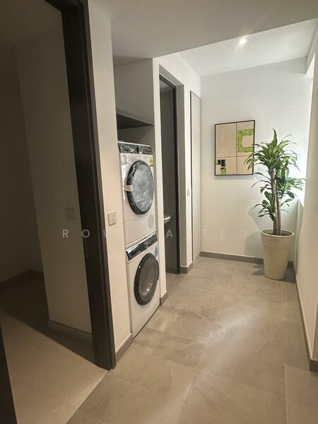 Yard area and Utility room