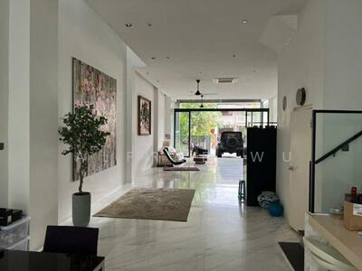 For Sale - ✨ Jalan Gumilang 🌿 | Spacious 2.5-Sty Landed Near MRT 🚇